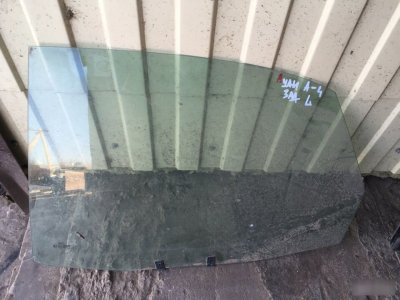 Стекло Audi A4