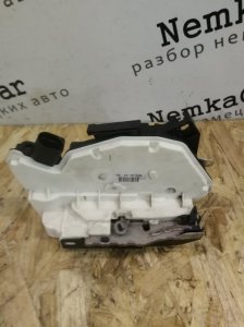 Замок двери Volkswagen Tiguan 2010 5N1