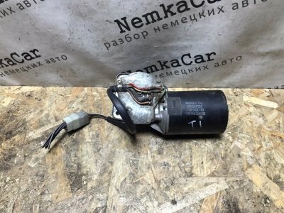 Мотор стеклоочистителя Mercedes T1 1990 309