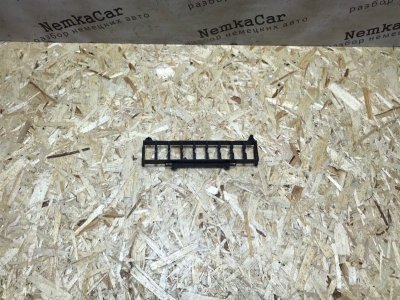 Рамка кнопок централььной консоли Mercedes E-Classe 1993 W124 250D