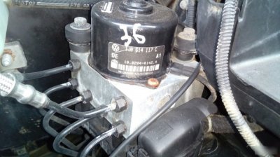 Блок ABS Volkswagen Golf 4