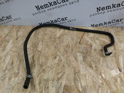 Патрубок системы охлаждения Mercedes Vito 2008 639