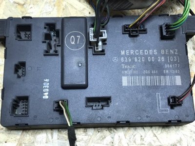 Блок управления двери Mercedes Vito 2004 639