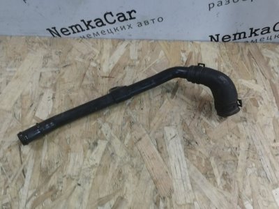 Патрубок системы охлаждения Volkswagen Passat B6 2007 Седан