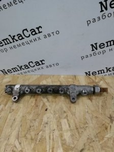 Топливная рампа Volkswagen Tiguan 2010 5N1