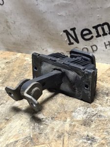 Ограничитель двери Mercedes Vito 2004 639
