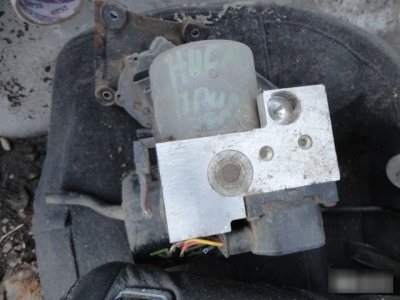 Блок ABS Nissan Primera