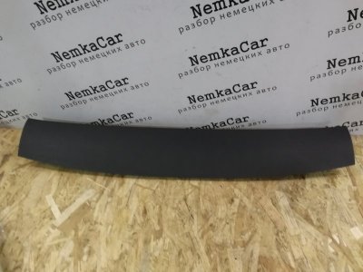 Обшивка двери багажника Volkswagen Tiguan 2010 5N1