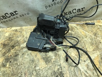 Замок двери Mercedes C-Class 2000 W203