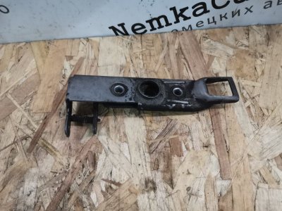 Замок капота Mercedes Vito 2008 639