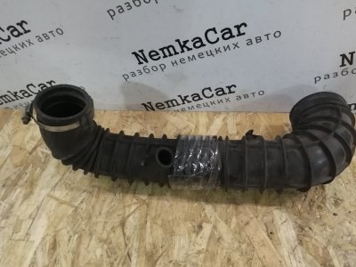 Патрубок воздушного фильтра Mercedes Vito 2007 639