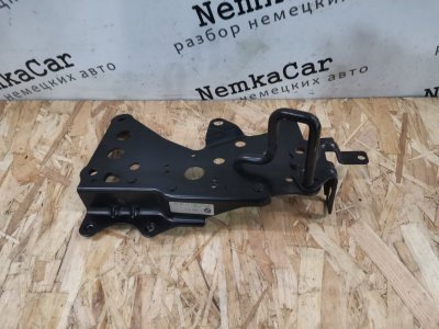 Кронштейн сиденья заднего BMW X5 2003 E53