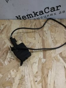 Концевик капота Mercedes Vito 2008 639