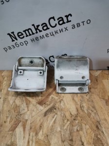 Петля крышки багажника Mercedes Vito 2007 639