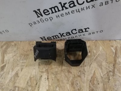 Кронштейн радиатора BMW 3-Series 2008 E91