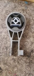 Опора двигателя задняя Opel Corsa 2007 D