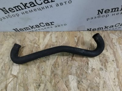 Патрубок системы охлаждения Mercedes Vito 2008 639