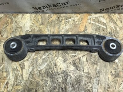 Кронштейн редуктора Mercedes Vito 2004 639