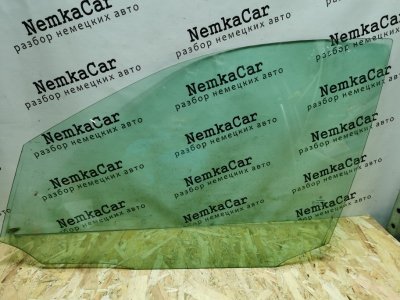 Стекло двери Mercedes C-Class W204 2010 C180 CGI