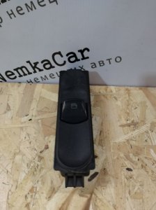 Кнопка стеклоподъемника Mercedes Vito 2007 639