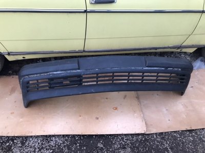 Бампер в сборе Mercedes W124 1987