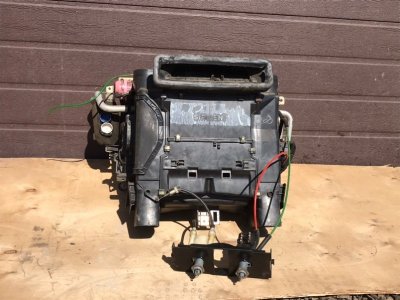 Корпус печки Mercedes W124 1987