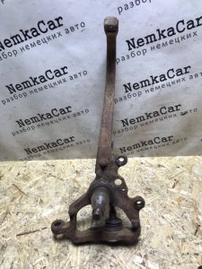 Кулак поворотный Mercedes S-Klass 2000 w220