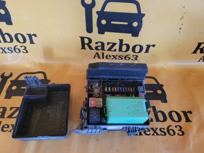 Блок предохранителей под капот Mitsubishi Lancer 2006 9