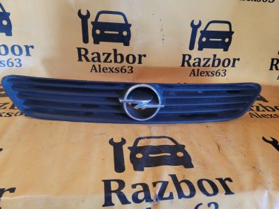 Решетка радиатора Opel Astra 2001 G