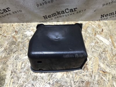 Защита топливного насоса Mercedes w123 1980 Седан