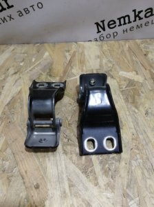 Петли двери багажника FORD FOCUS 2 РЕСТАЙЛИНГ 2010 Хэтчбек