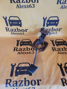 Педаль тормоза Mitsubishi Lancer 2006 9