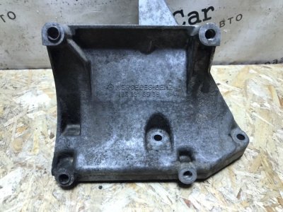 Кронштейн компрессора кондиционера Mercedes W124 1987