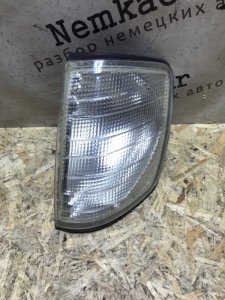 Поворотник Mercedes E-Classe W124 1994 Седан