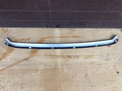 Планка крепления обшивки потолка Mercedes W124 1987