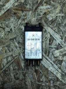 Реле перегрузки Mercedes C180 1996 W202