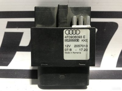 Блок управления топливного насоса Audi A6 2004—2008 С6