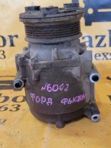 Компрессор кондиционера Ford Fusion 2008