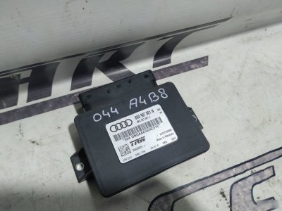 Блок управления парковочным тормозом Audi A4 2011—2015 B8