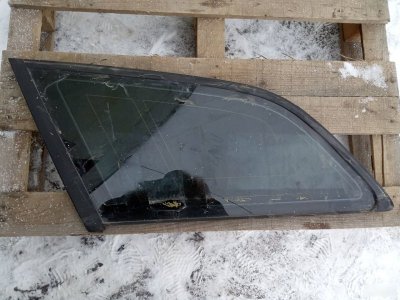 Форточка Audi A6 С6