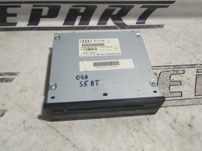 Проигрыватель CD, DVD Audi S5 8T