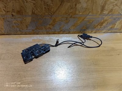 Замок капота Audi A4 2009 B8