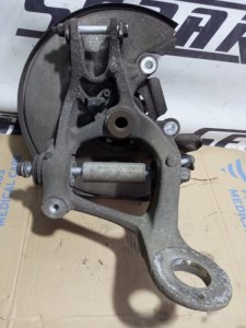 Кулак поворотный Audi A4 2010 B8