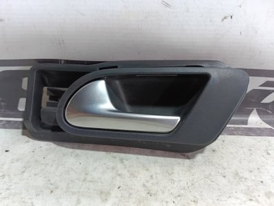 Ручка двери внутренняя Volkswagen Tiguan 2010 5N