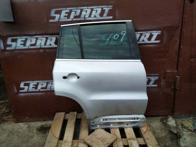 Дверь Volkswagen Tiguan 2013 5N