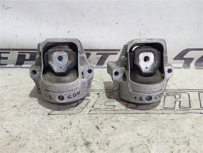 Подушки двигателя Audi A4 B8
