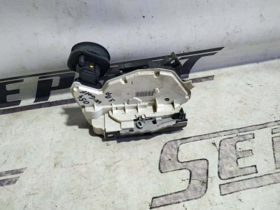 Замок двери Volkswagen Golf GTI 2010 VI