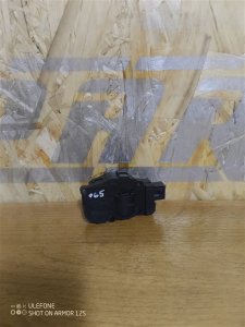 Сервопривод заслонки печки Audi A4 2009 B8