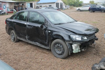 Volkswagen Polo Sedan автомобиль в разборе