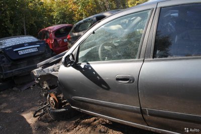 Nissan almera н16 дверь передняя левая